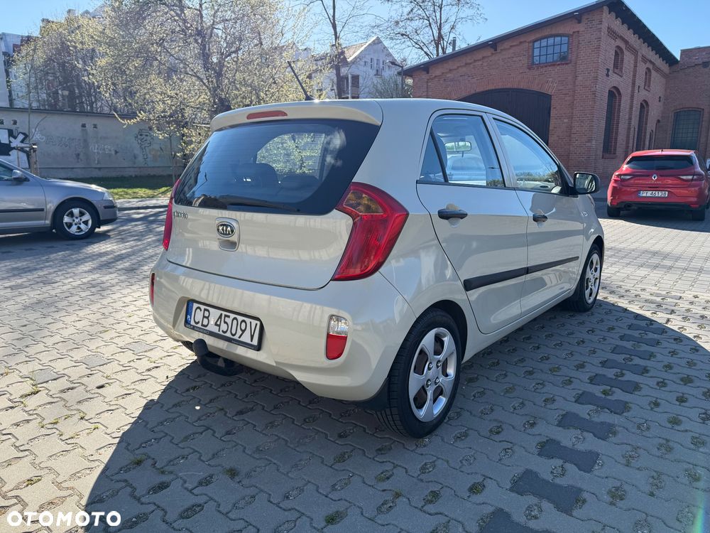 Kia Picanto 1.0 M - 10