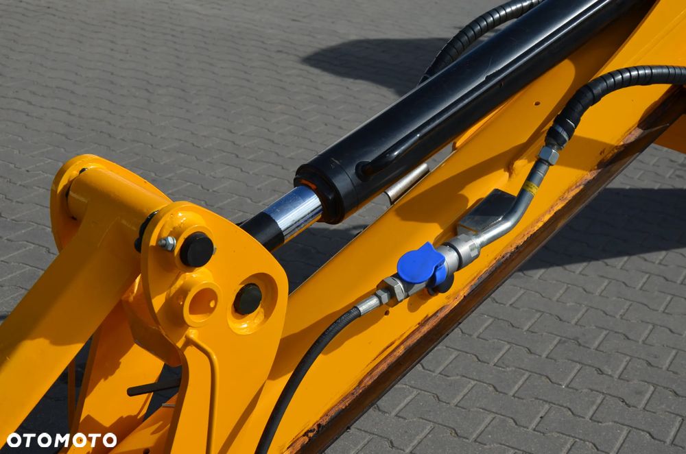 JCB 3CX PRO 2024-25r / SILNIK 4,8L 110km / DUAL DRIVE / 223 mth ! / KLIMA / SZYBKOZŁĄCZE / DWUKIERUNKOWA INSTALACJA / POWERSLIDE / SKARPÓWKA UCHYLNA / 20" - 14