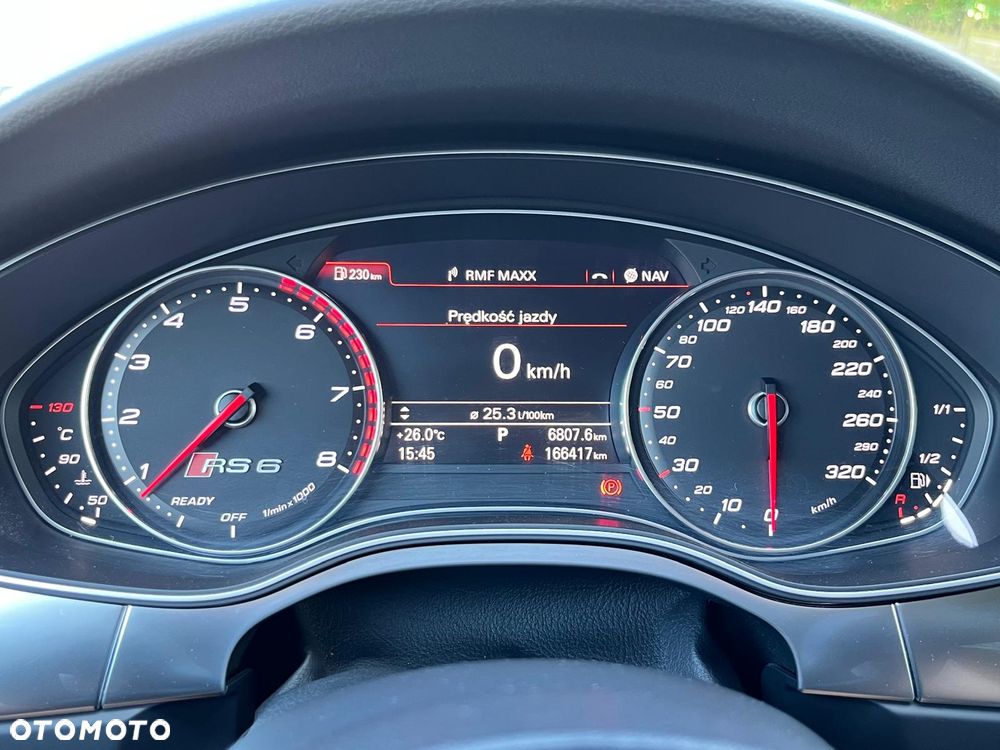 Audi RS6 Avant - 27