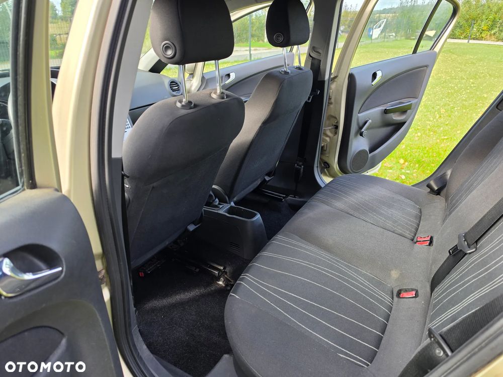Opel Corsa - 12