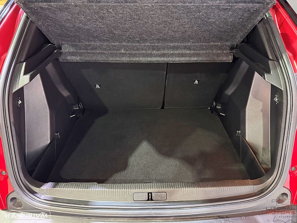 Peugeot 2008 1.2 PureTech SE Style - 10