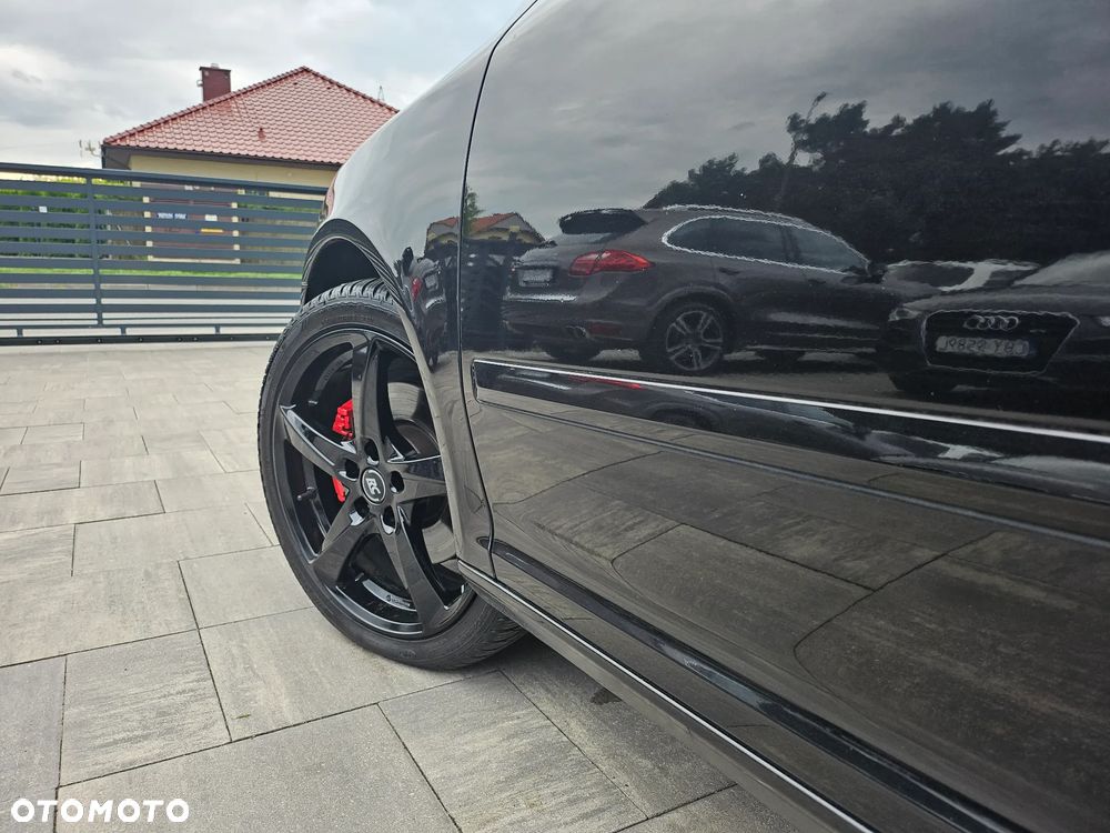 Skoda Octavia 2.0 TDI CR DPF DSG RS - 5