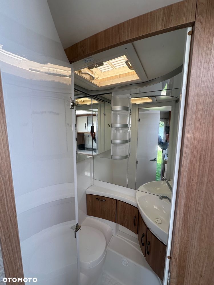 Hobby 490 KMF De Luxe - 24