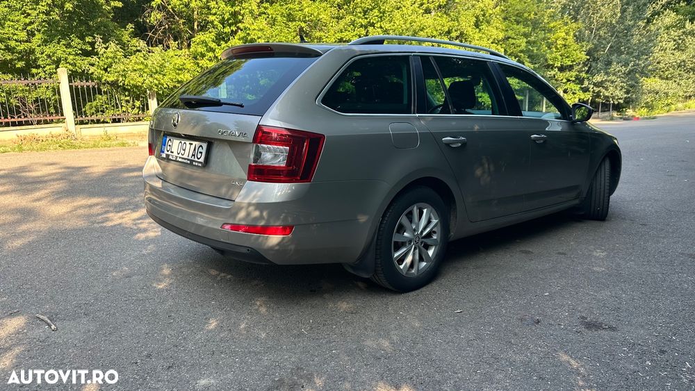 Skoda Octavia 2.0 TDI Ambition - 18