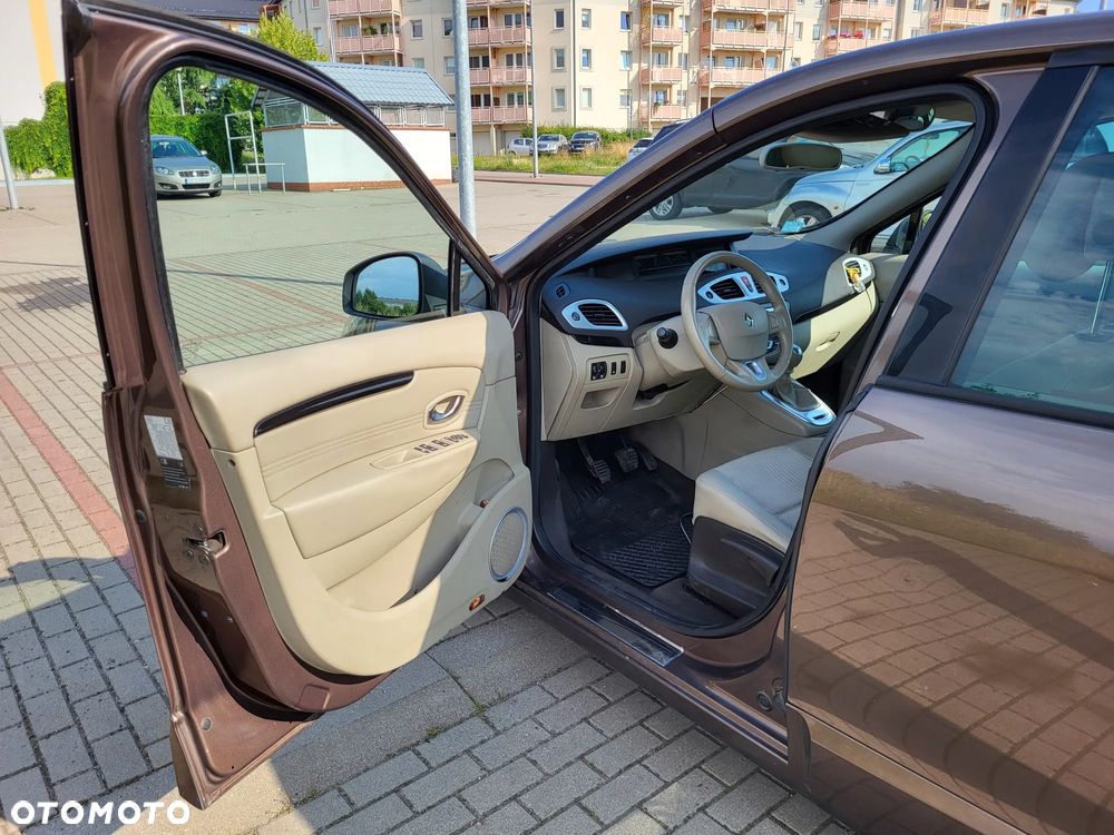 Renault Grand Scenic Gr 2.0 dCi Privilege - 12