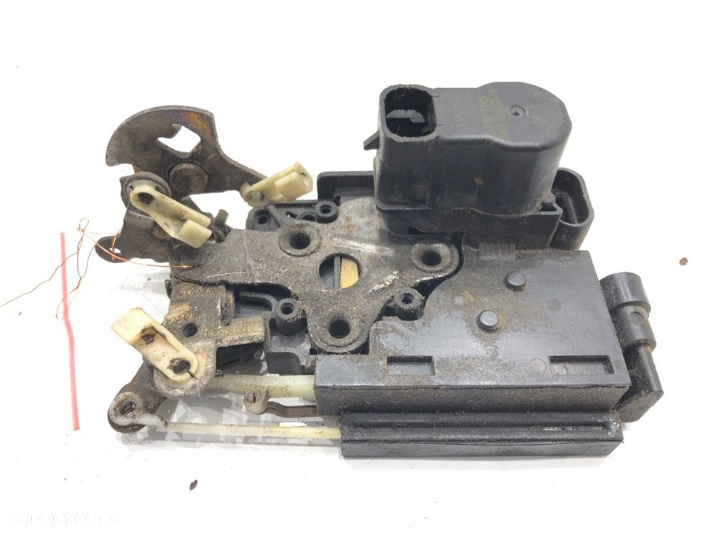 ZAMEK DRZWI LEWY PRZÓD  ISUZU RODEO samochód terenowy zamknięty 1997 - 2004 3.2 V6 151 kW [205 - 1