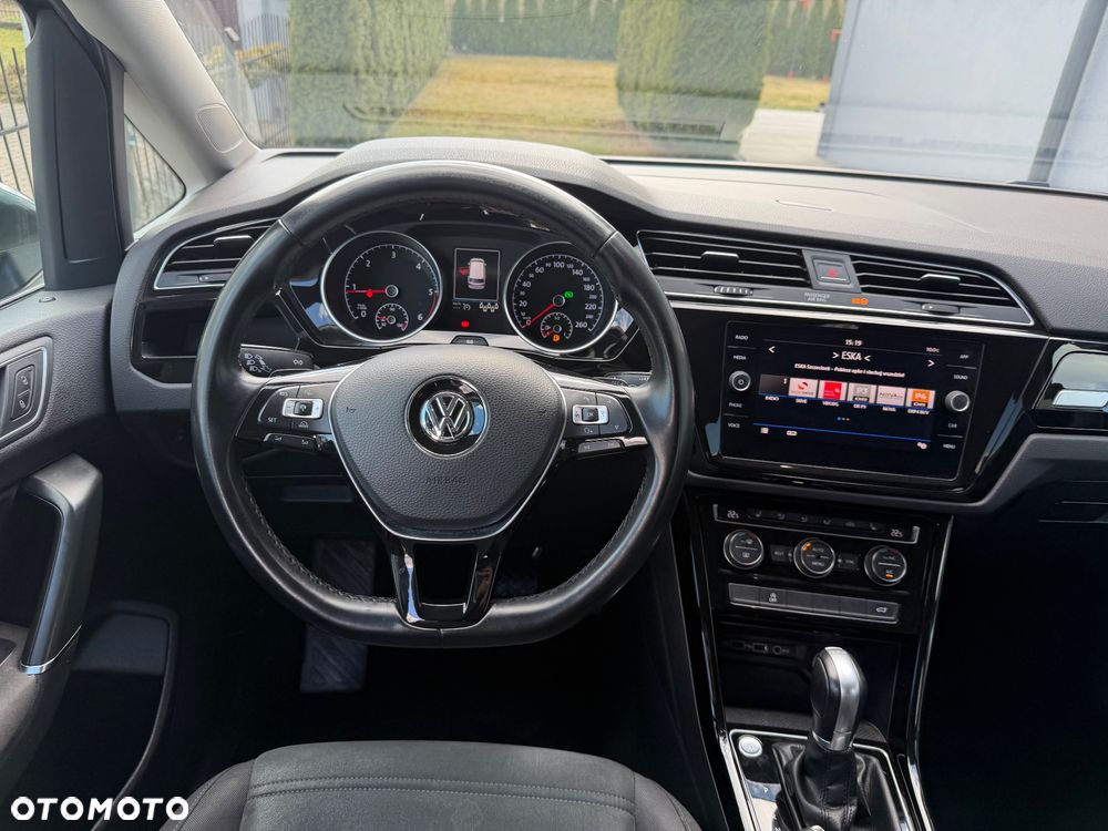 Volkswagen Touran 2.0 TDI SCR (BlueMotion Technology) DSG Highline - 9