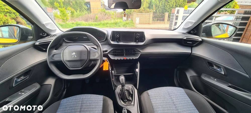 Peugeot 208 - 9