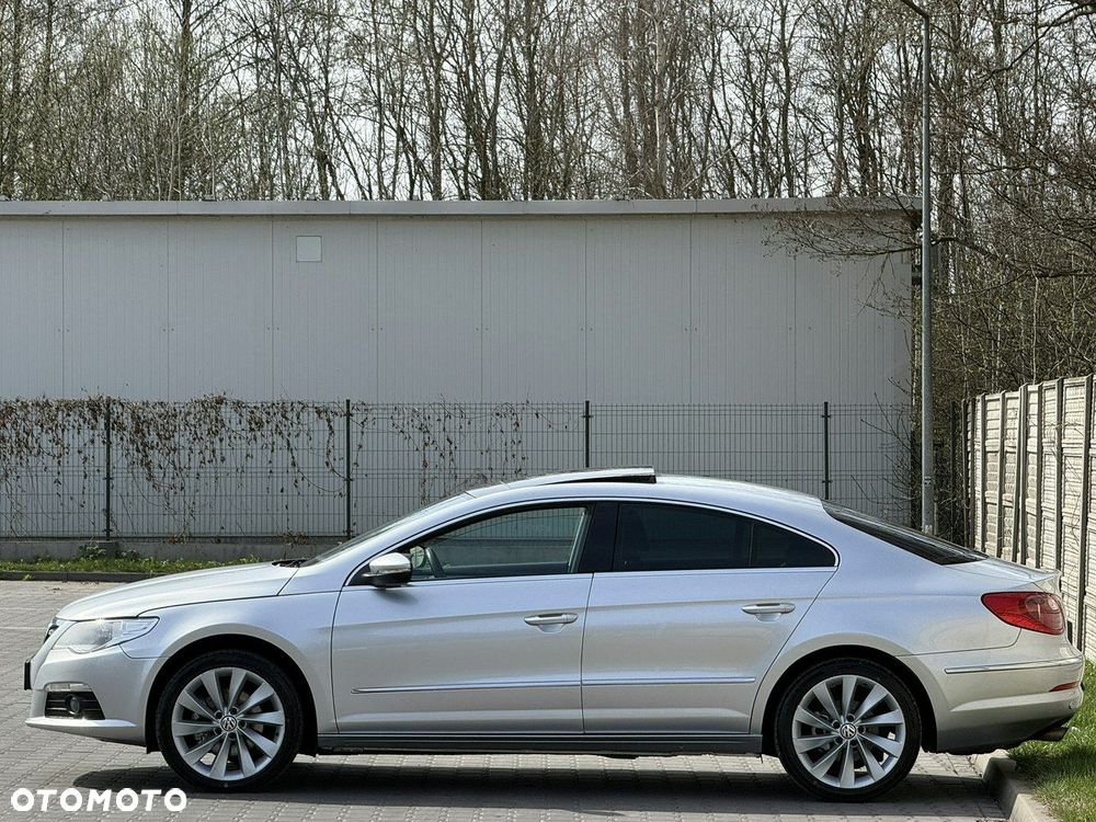 Volkswagen Passat CC - 25