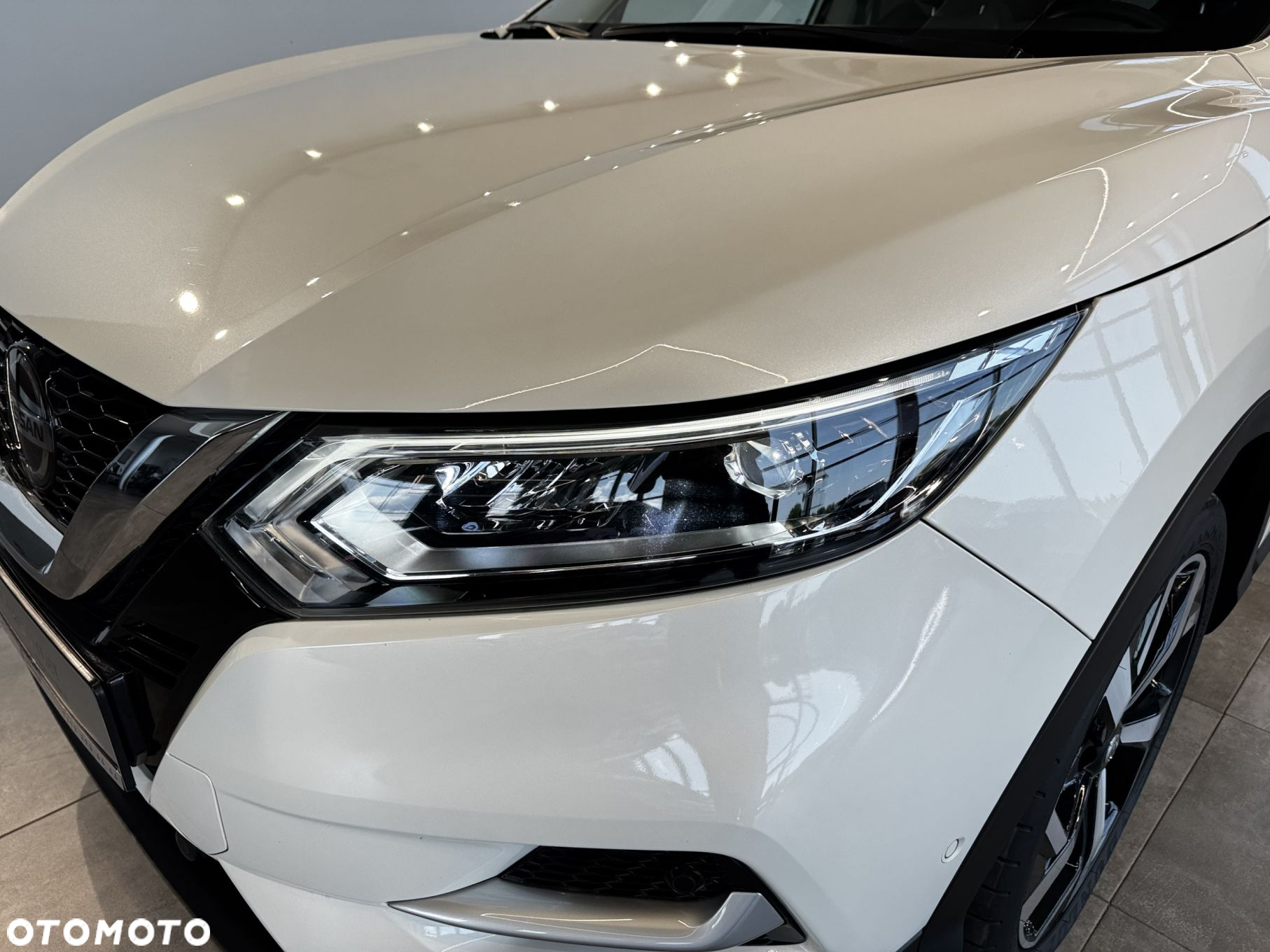 Nissan Qashqai - 10