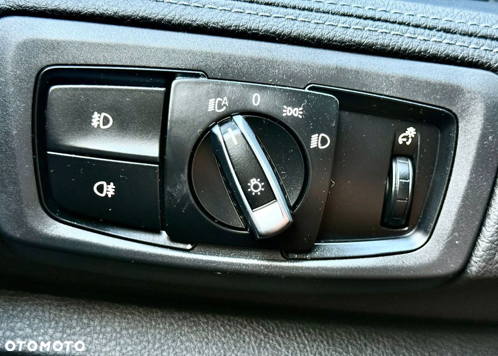 BMW Seria 2 218d GT Luxury Line sport - 28