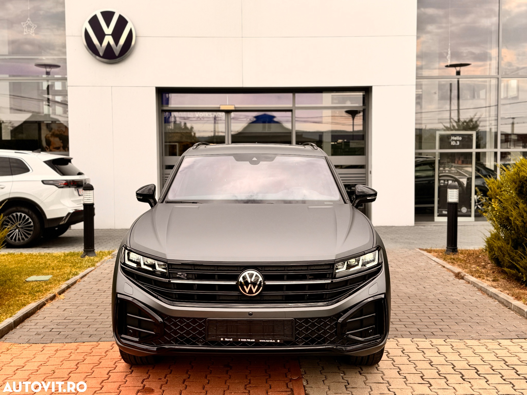 Volkswagen Touareg V6 TDI 4MOTION R-Line - 3