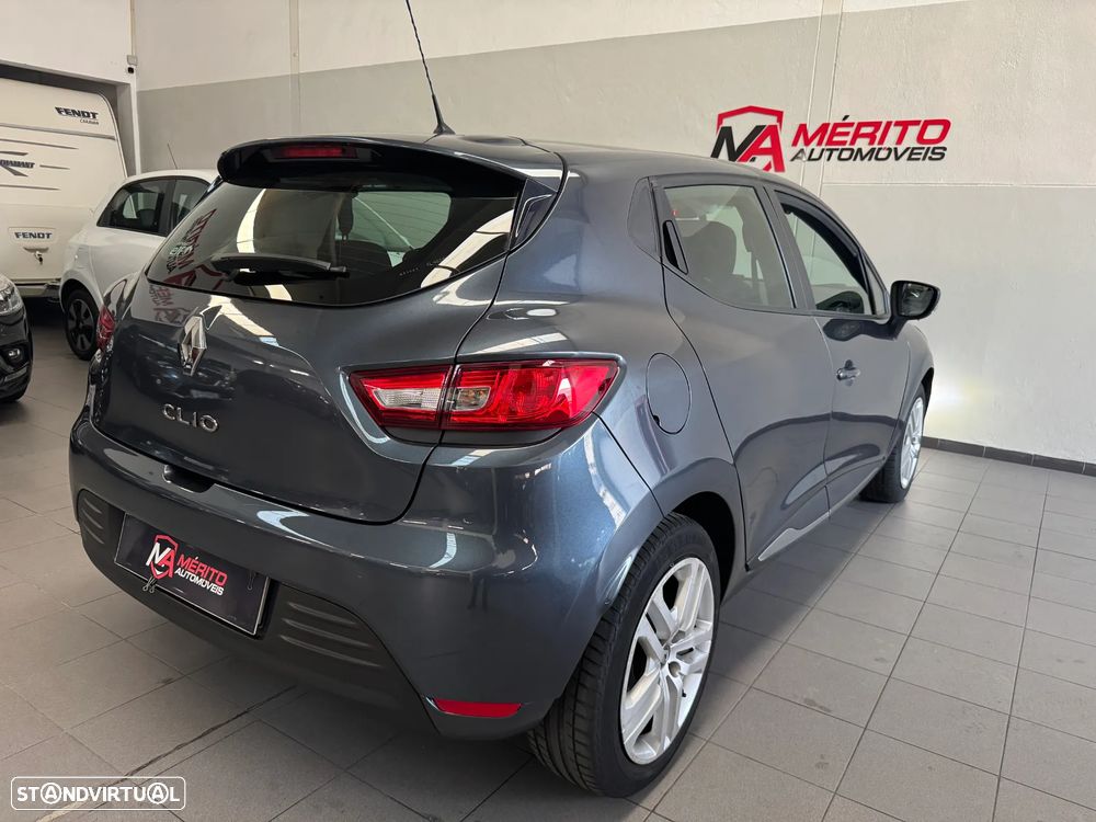 Renault Clio TCe 90 Luxe - 4