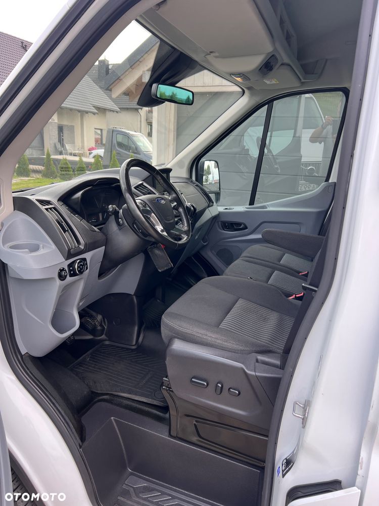 Ford Transit - 9