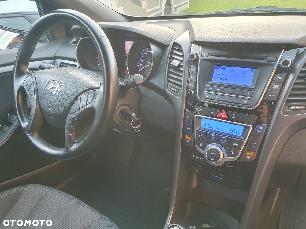 Hyundai i30 1.6 GDI BlueDrive Premium - 7