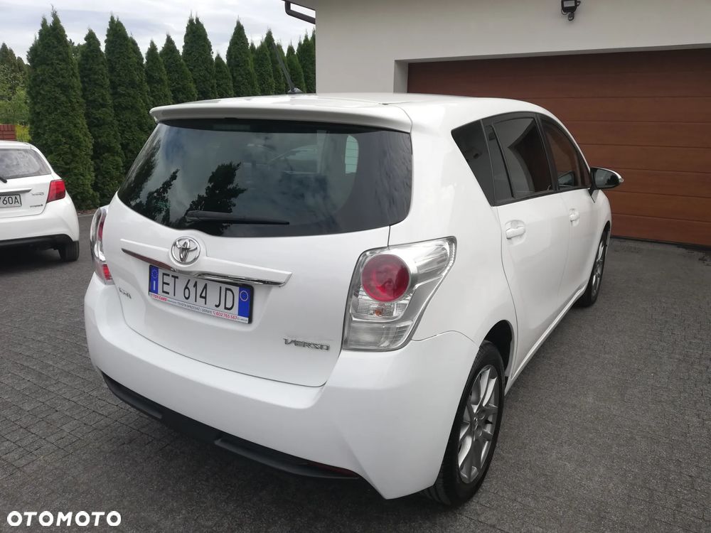 Toyota Verso - 10