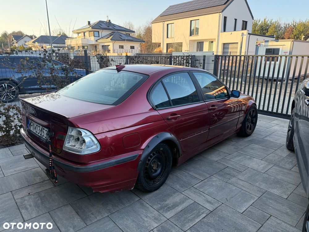 BMW Seria 3 328i - 9