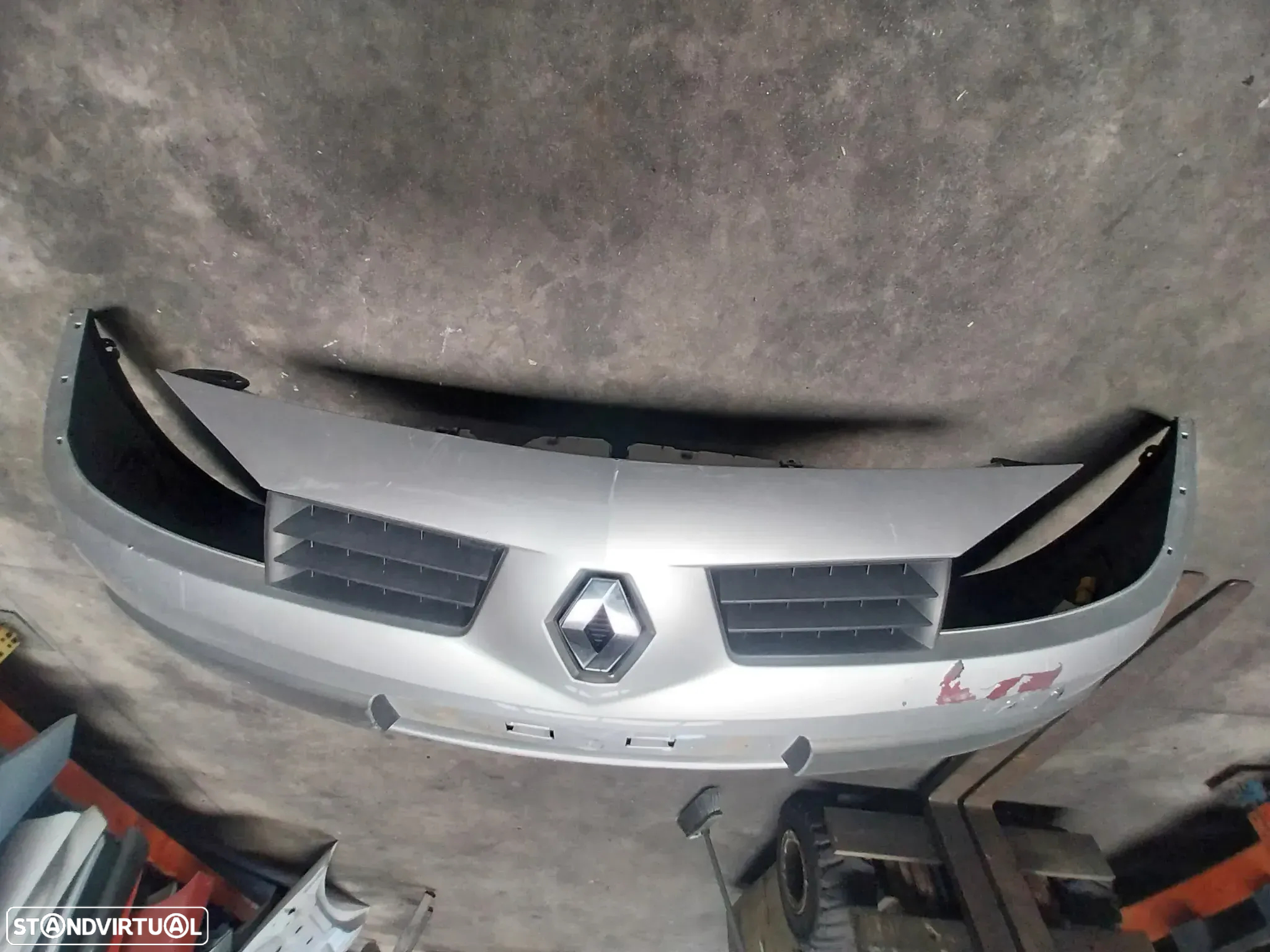 Para choques frente Renault Megane ano 2006 - 2