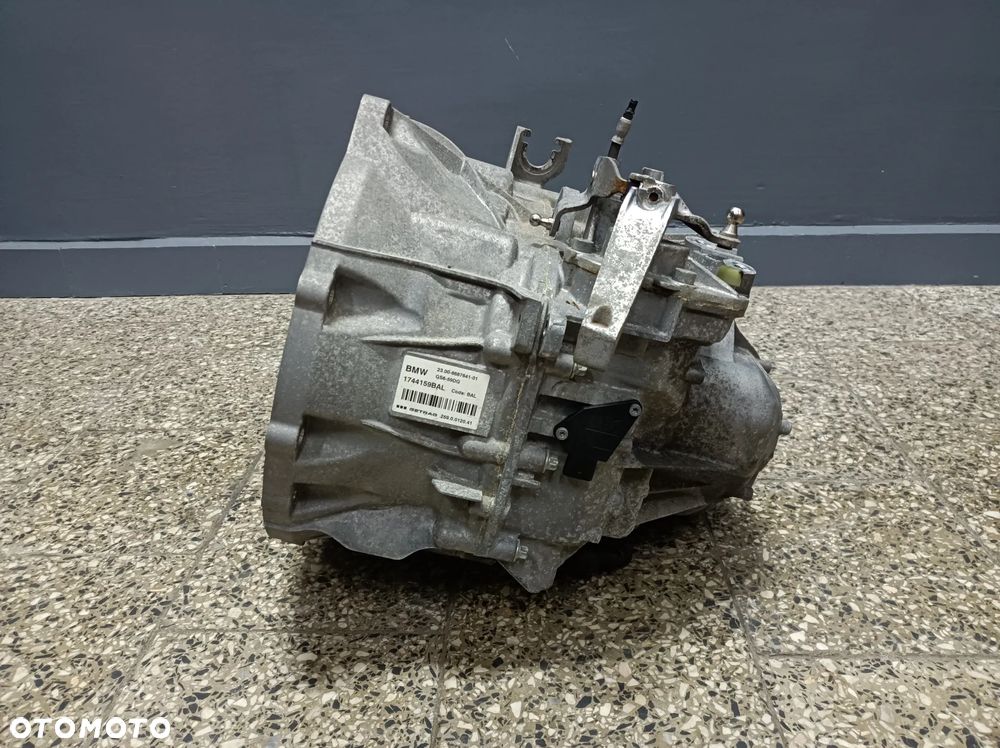 MINI F54 F56 F60 Skrzynia biegów 8687641 GS6-59DG - 3