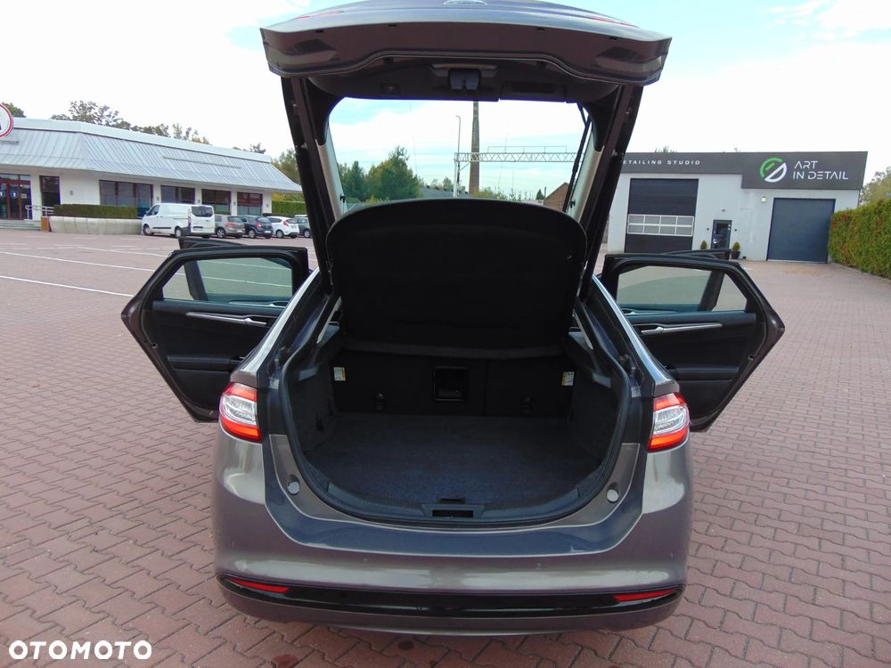 Ford Mondeo - 28