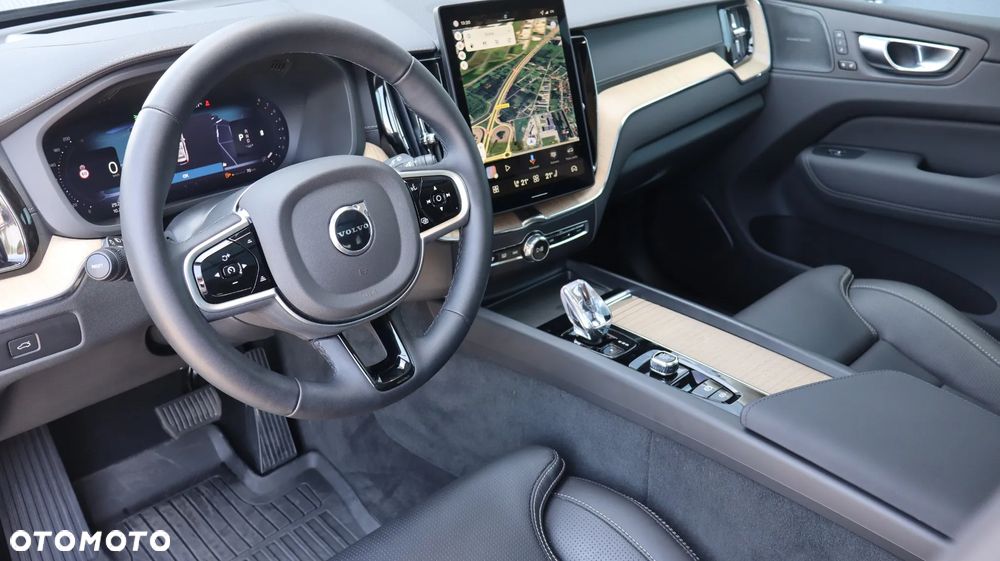 Volvo XC 60 B5 B AWD Ultra Dark - 14