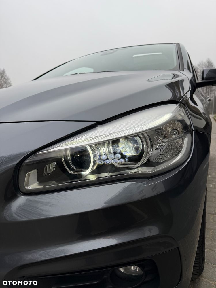 BMW Seria 2 218d - 34