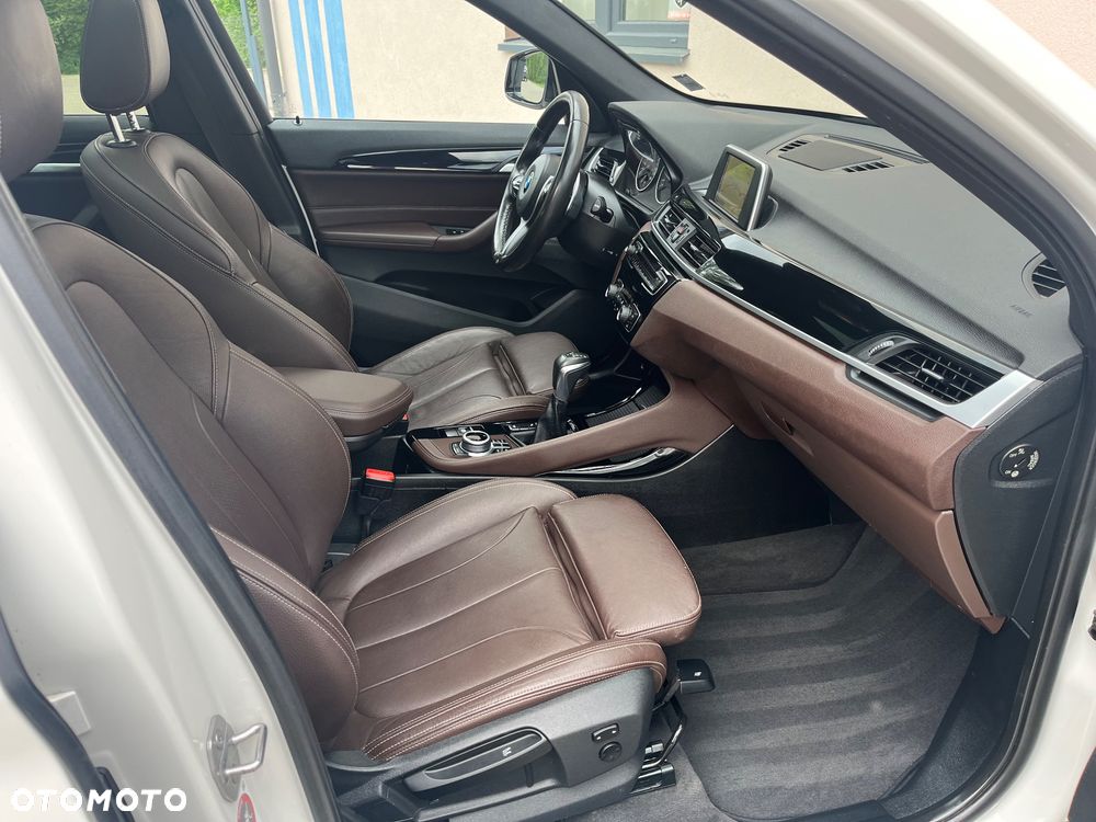 BMW X1 xDrive20i M Sport - 10