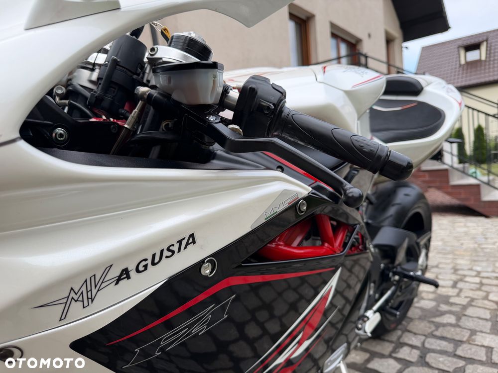 MV AGUSTA F4 - 18
