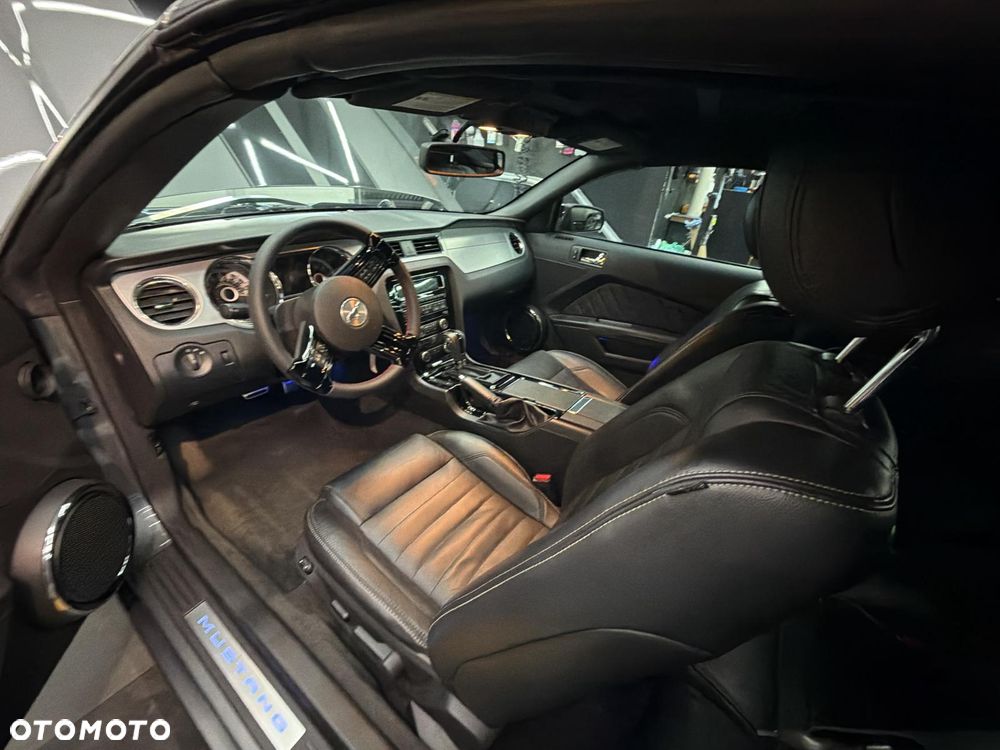 Ford Mustang 3.7 V6 Premium - 15