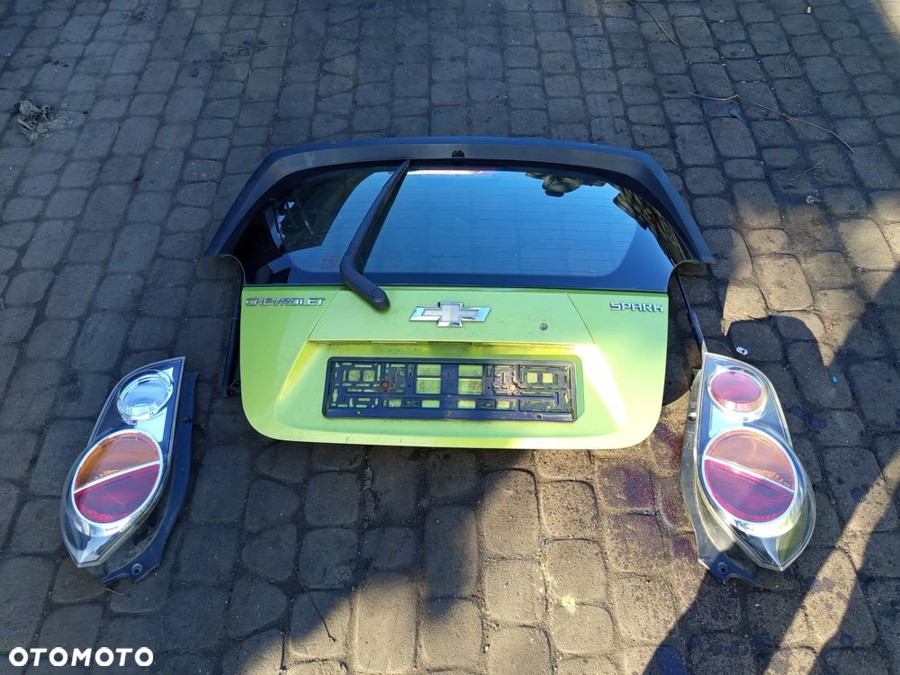 CHEVROLET SPARK M300 10-13 LAMPA TYLNA PRAWA - 1