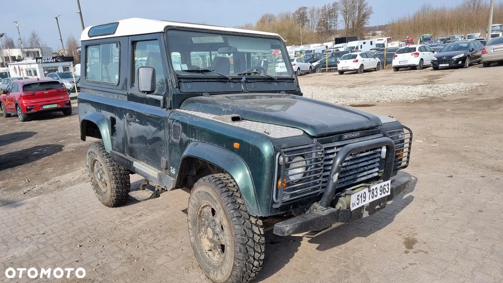 Land Rover Defender - 18