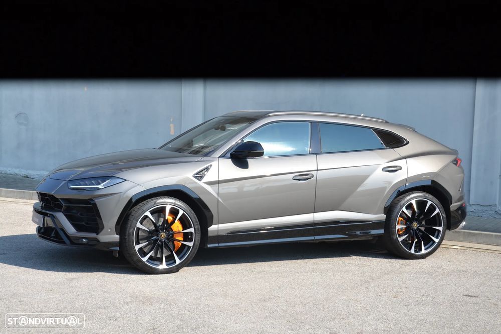 Lamborghini Urus - 4