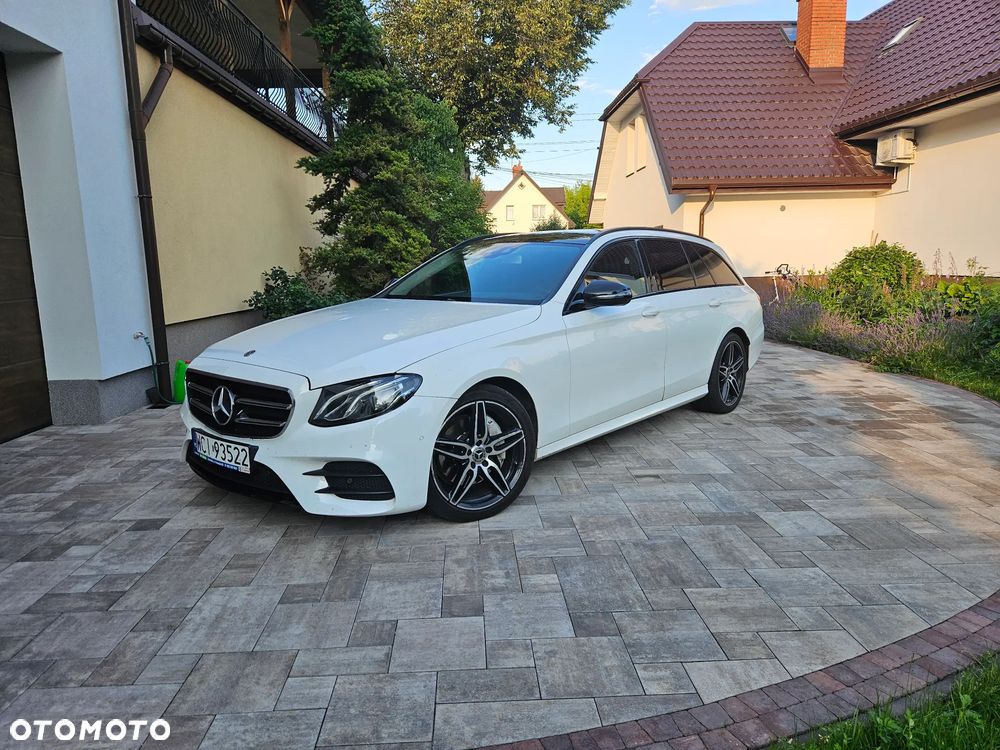 Mercedes-Benz Klasa E 220 d T 9G-TRONIC - 2