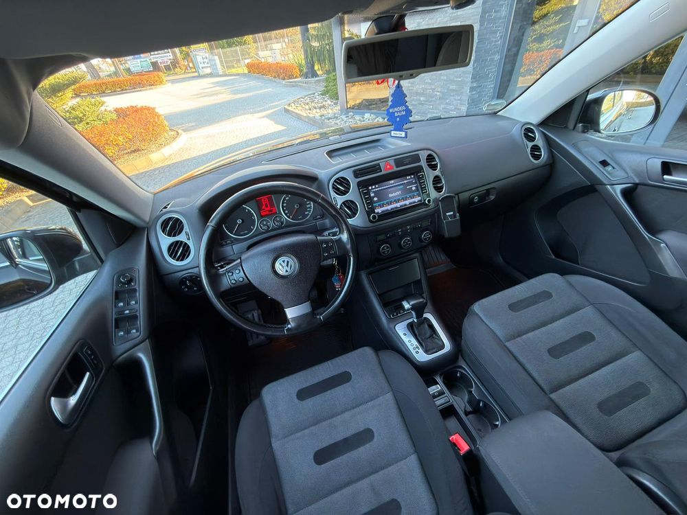 Volkswagen Tiguan - 34