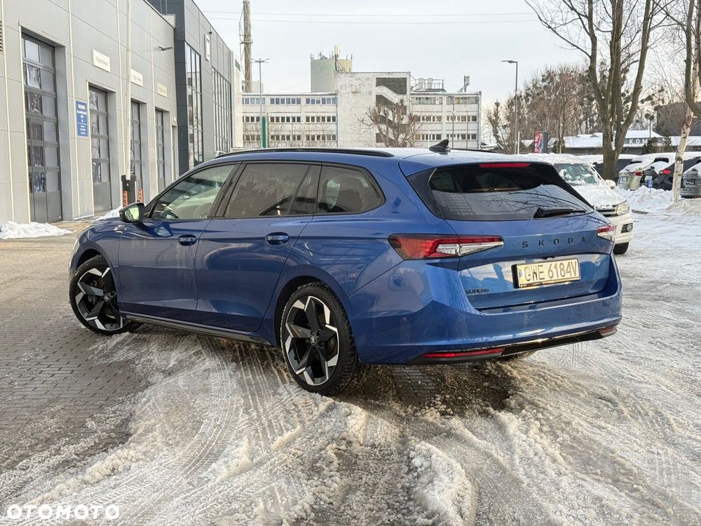 Skoda Superb 2.0 TSI Sportline DSG - 5