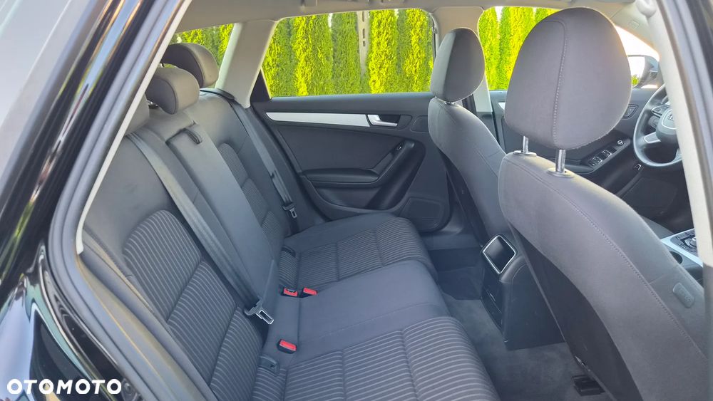 Audi A4 Avant 2.0 TDI DPF S line Sportpaket - 22