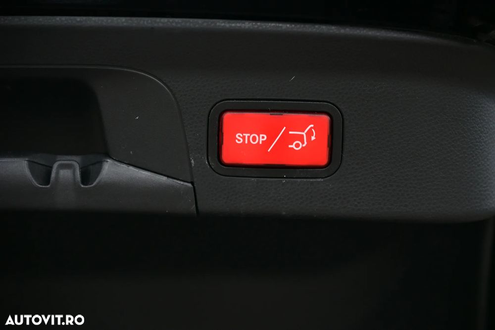 Mercedes-Benz GLC Coupe 220 d 4Matic 9G-TRONIC AMG Line Plus - 36