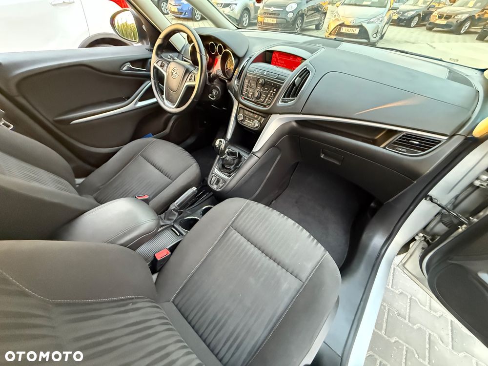 Opel Zafira Tourer 1.8 Selection - 18
