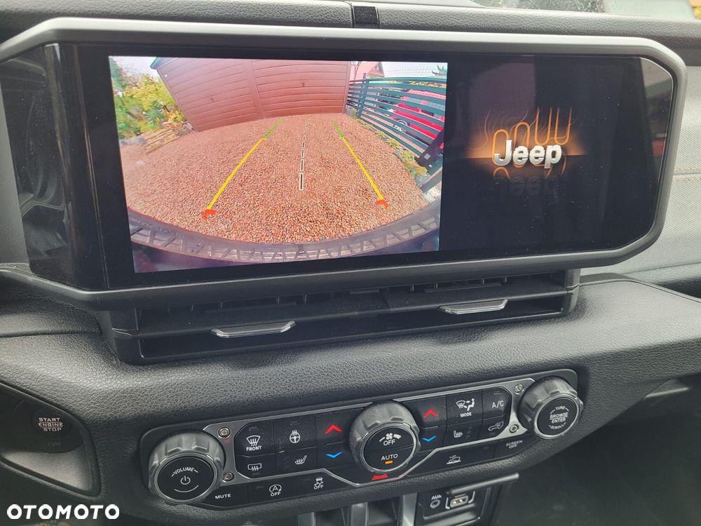 Jeep Wrangler - 16
