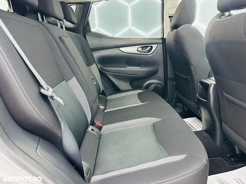 Nissan Qashqai 1.3 DIG-T DCT TEKNA - 6