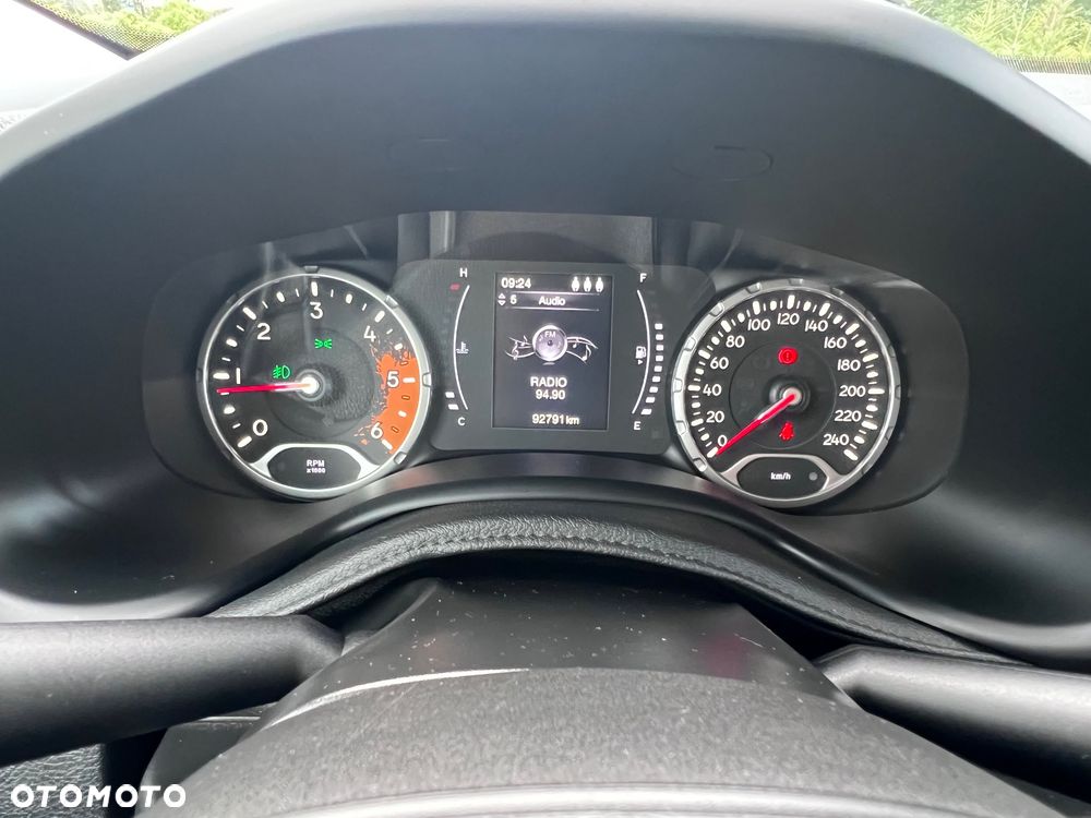 Jeep Renegade 1.6 MultiJet Longitude Adventure Edition - 17