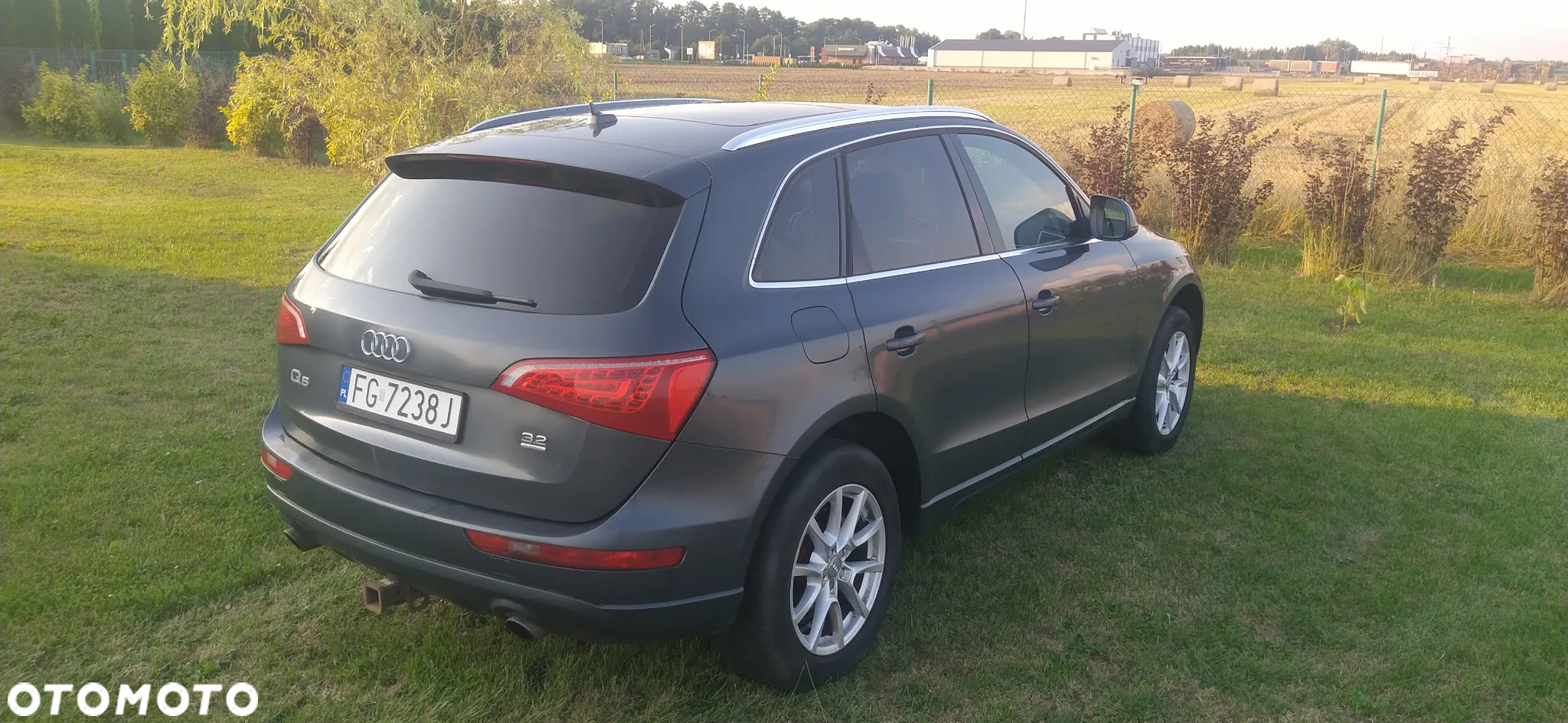 Audi Q5 3.2 FSI Quattro S tronic - 4