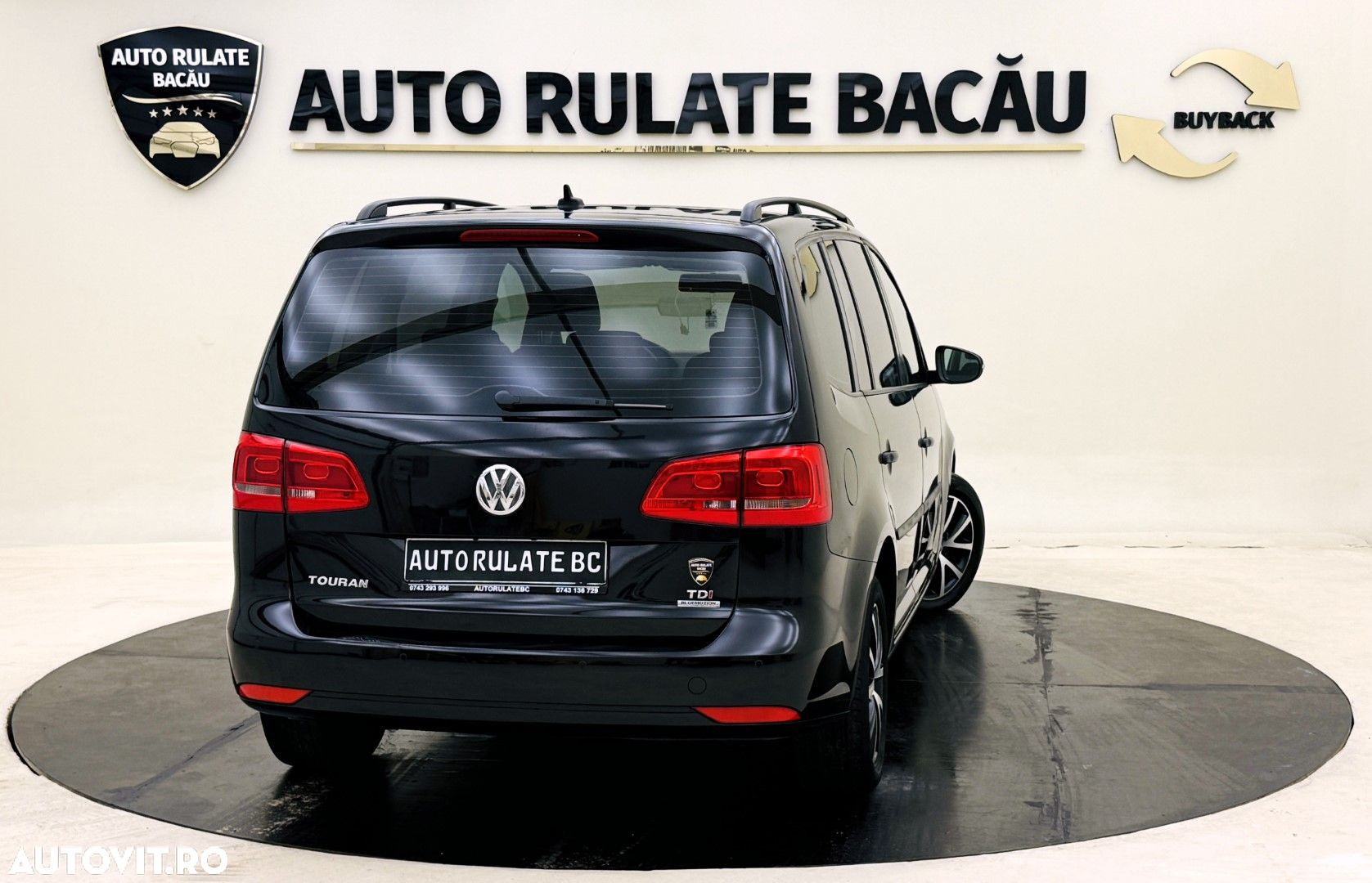 Volkswagen Touran - 6