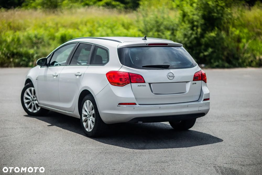 Opel Astra - 18