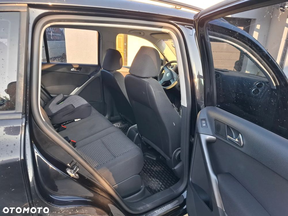 Volkswagen Tiguan - 6
