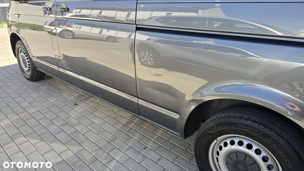Volkswagen Transporter Caravelle DSG Lang Highline - 16
