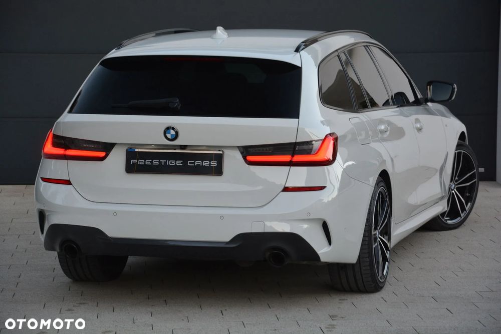 BMW Seria 3 320d Touring Edition M Sport Shadow - 16