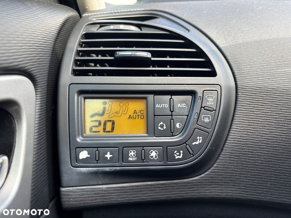 Citroën C4 Picasso 1.6 HDi Seduction - 16