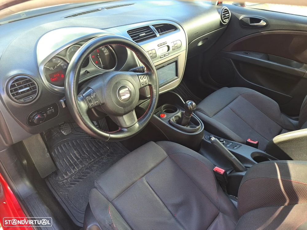 SEAT Leon 1.9 TDI DPF Sport - 15