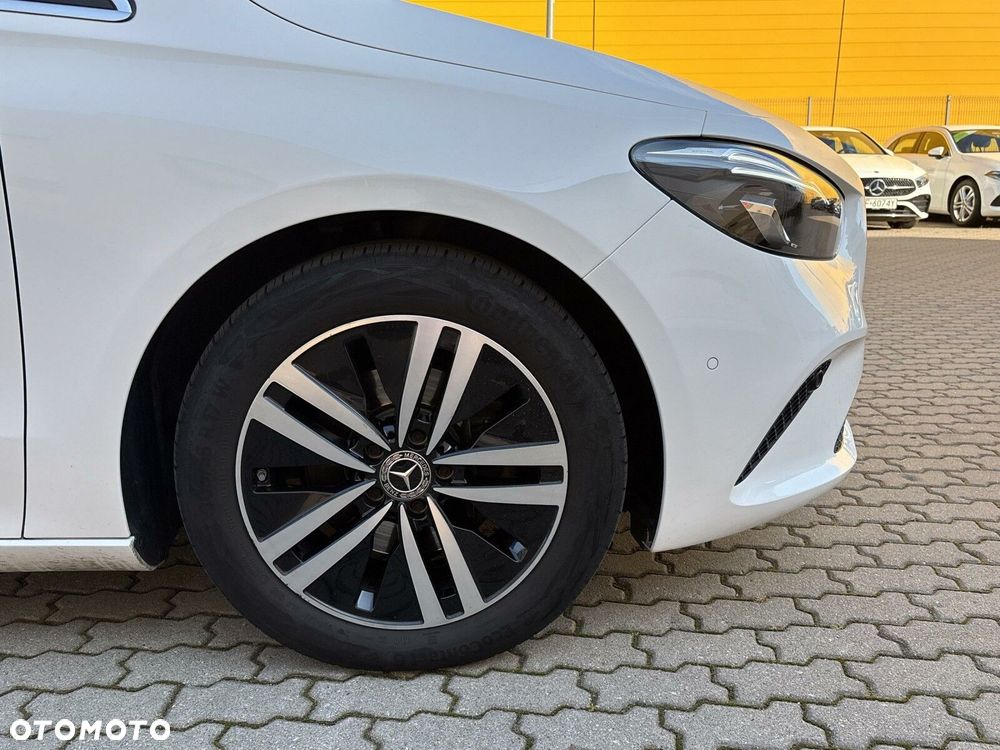 Mercedes-Benz Klasa B 200 4-Matic Progressive 8G-DCT - 9